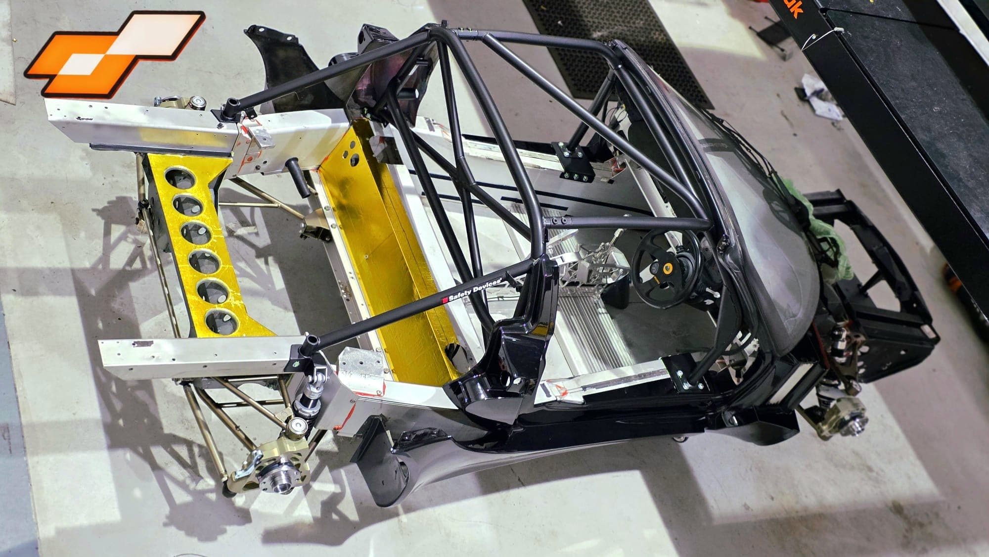 Lotus Elige chassis during the Honda K-series engine swap build
