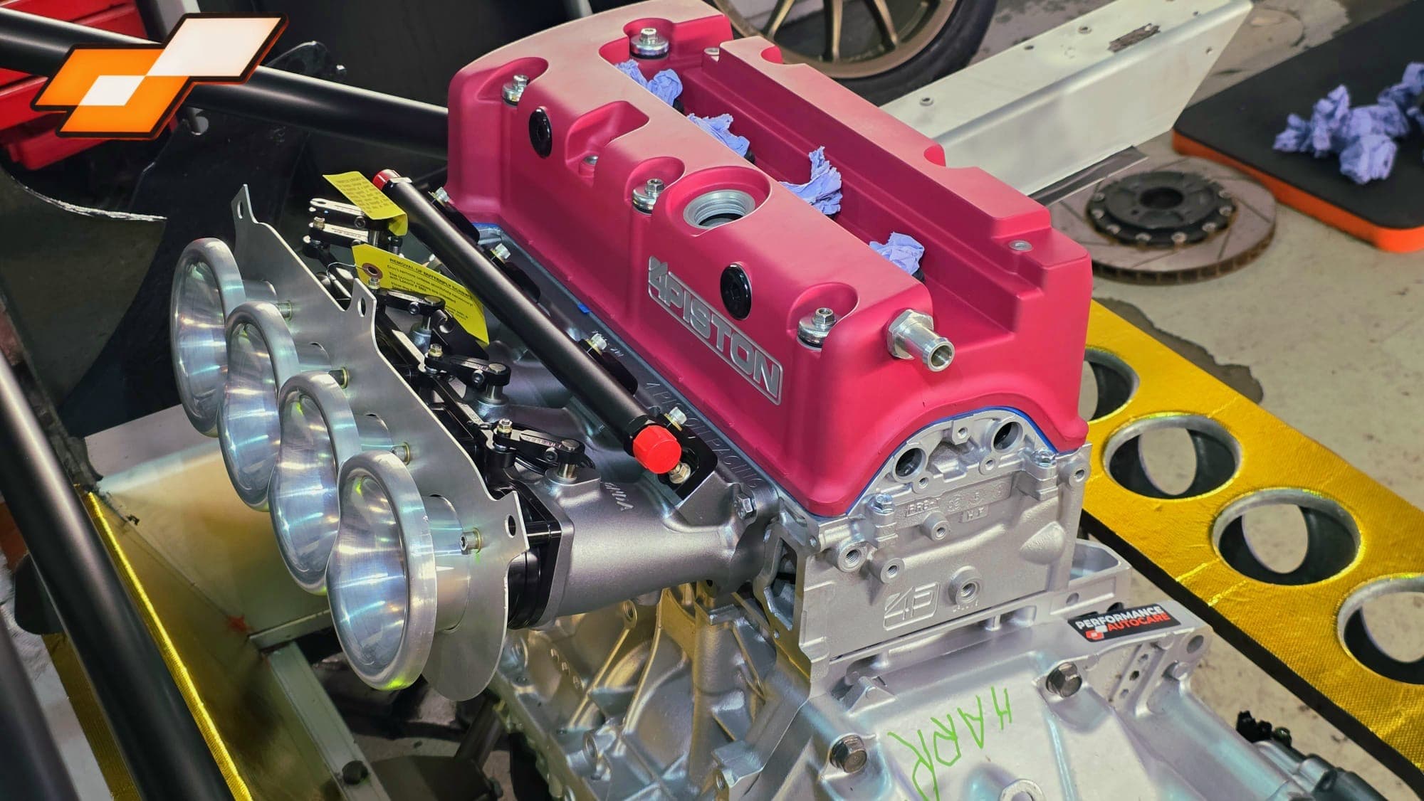 Honda K-series engine and Individual Throttle Bodies during Elige K-swap fitment