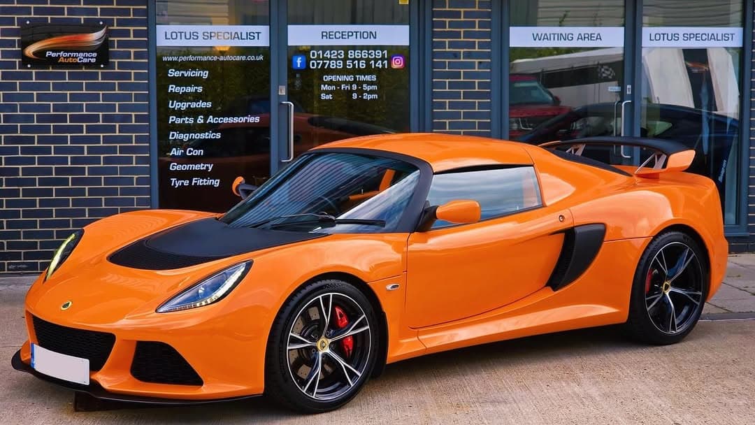 Lotus Paintwork and Body Repair