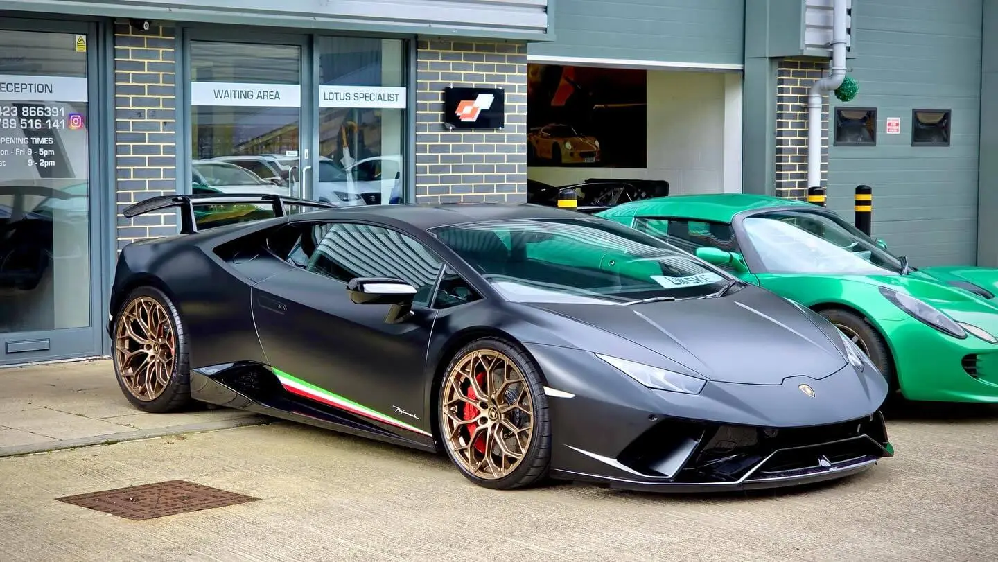 High Performance Vehicle Servicing