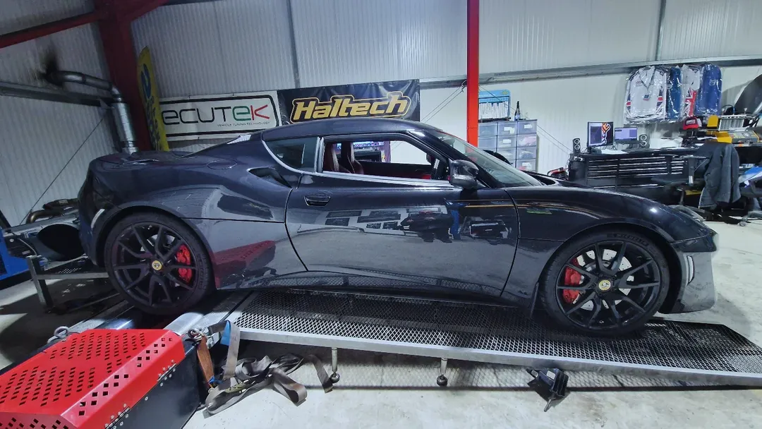 ECU Calibration and Data Logging 0